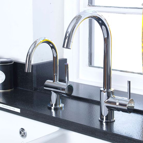Insinkerator Kitchen Mixer Tap MT3300 Mains Hot and Cold Tap